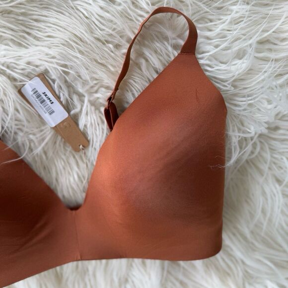 Skims Wireless Form T-shirt Bra Bronze Size 34DDDD - Picture 3 of 12